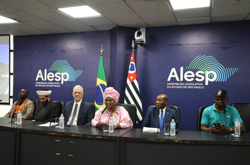  Alesp promove debate sobre racismo religioso e cultura da paz